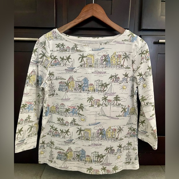Talbots Tops - Cute Talbots coastal print tee 🌴